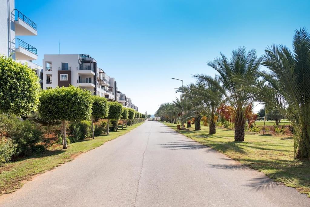 Paradise Beach Front Resort Vokolidha Exterior foto