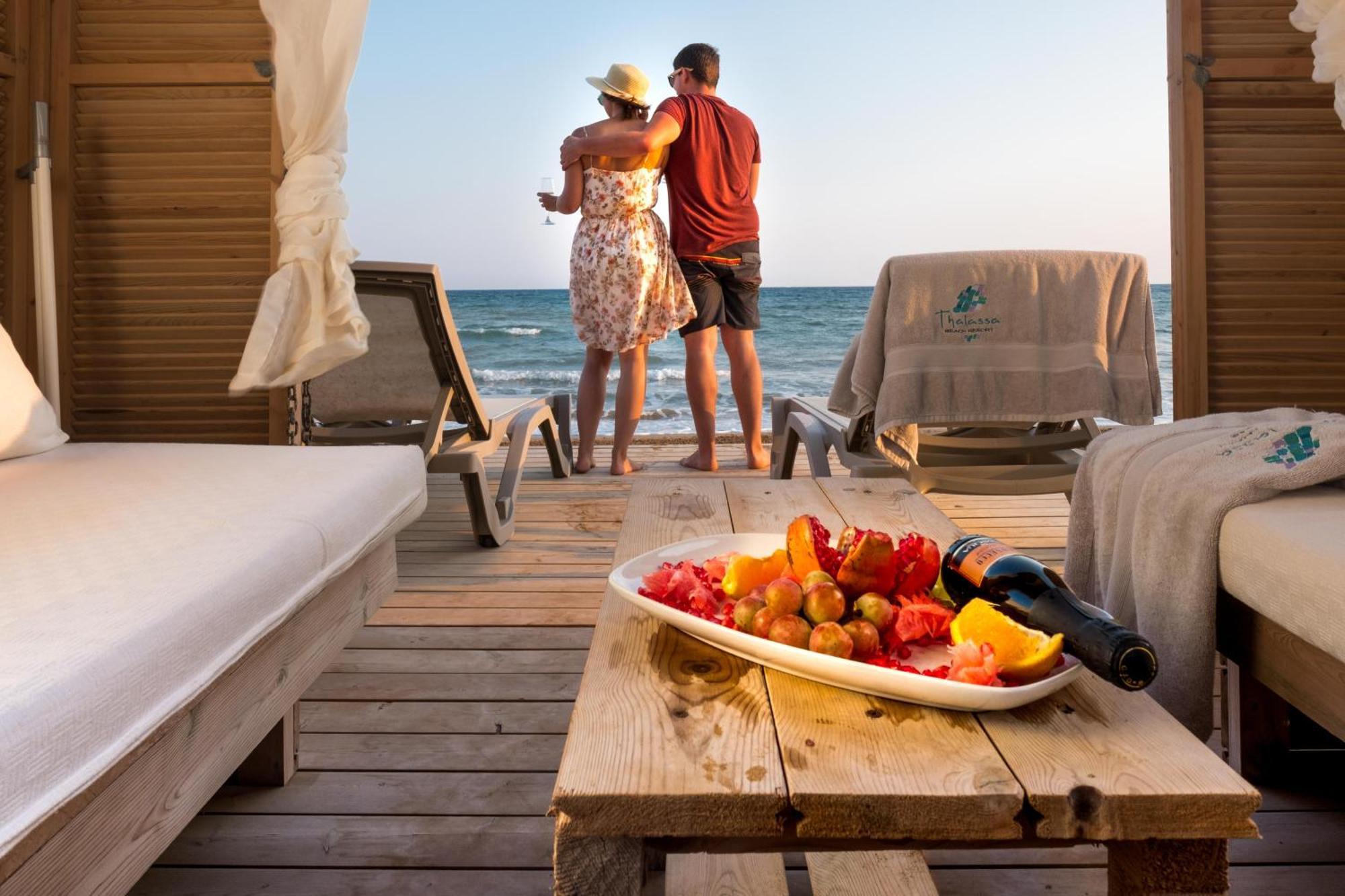 Paradise Beach Front Resort Vokolidha Exterior foto
